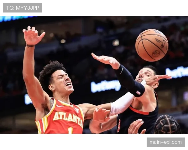 库明加无球移动能力为老鹰创造额外进攻机会